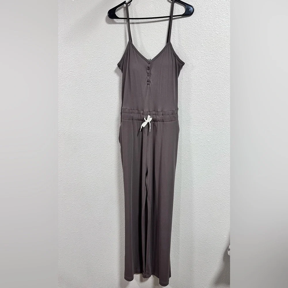 Vuori Womens Pose Scoop Jumpsuit Large Color Chocolate Loungewear Comfort Travel - Picture 5 of 12
